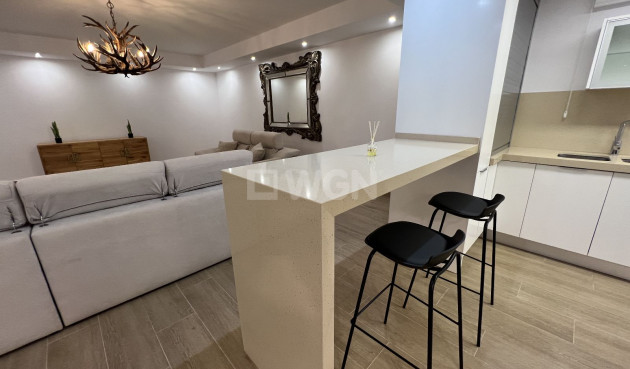 Resale - Villa - San Miguel de Salinas - Inland