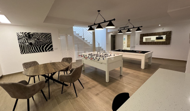 Resale - Villa - San Miguel de Salinas - Inland