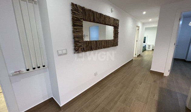 Resale - Villa - San Miguel de Salinas - Inland