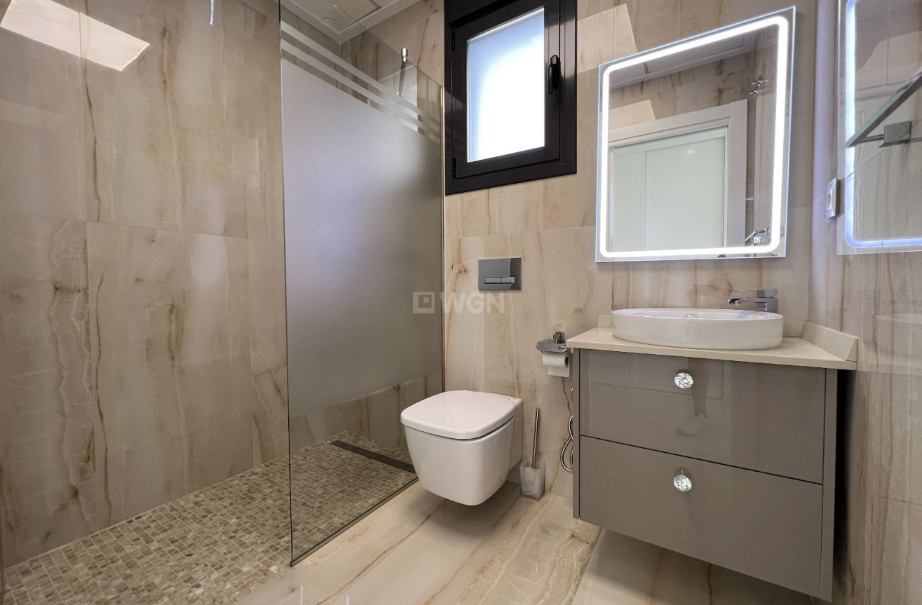 Resale - Villa - San Miguel de Salinas - Inland