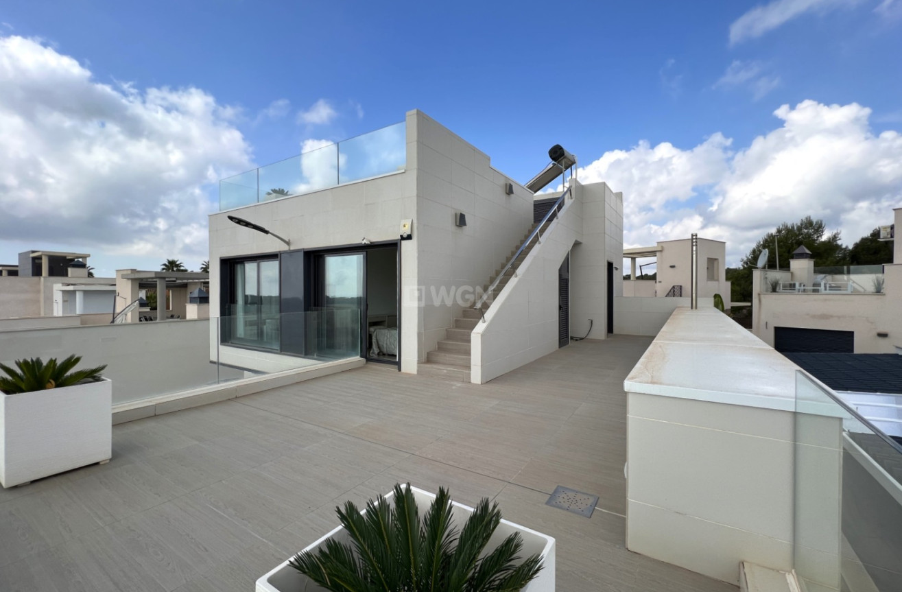 Resale - Villa - San Miguel de Salinas - Inland