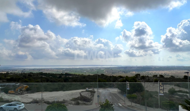 Resale - Villa - San Miguel de Salinas - Inland