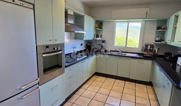 Resale - Villa - Vinuela - Inland