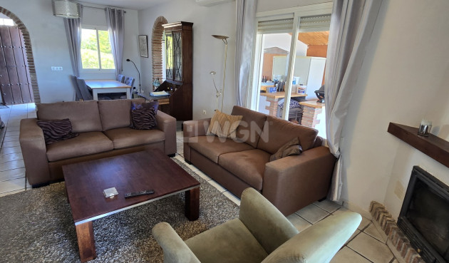 Resale - Villa - Vinuela - Inland