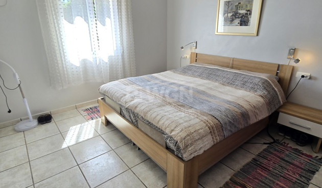 Resale - Villa - Vinuela - Inland