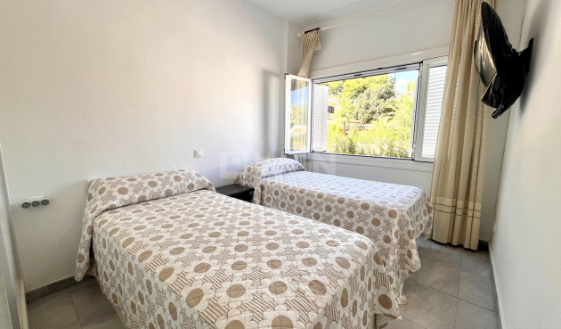 Resale - Apartment / flat - La Zenia - Costa Blanca