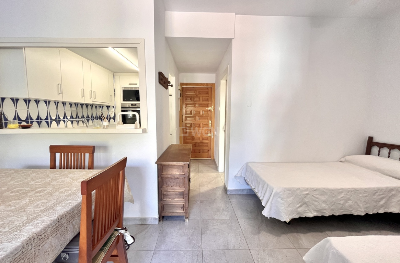 Resale - Apartment / flat - La Zenia - Costa Blanca