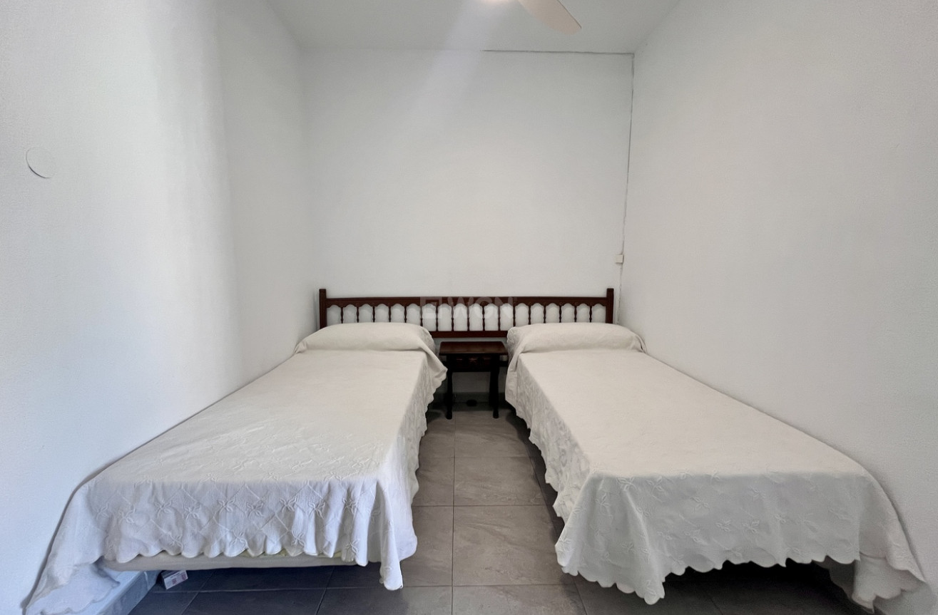 Resale - Apartment / flat - La Zenia - Costa Blanca