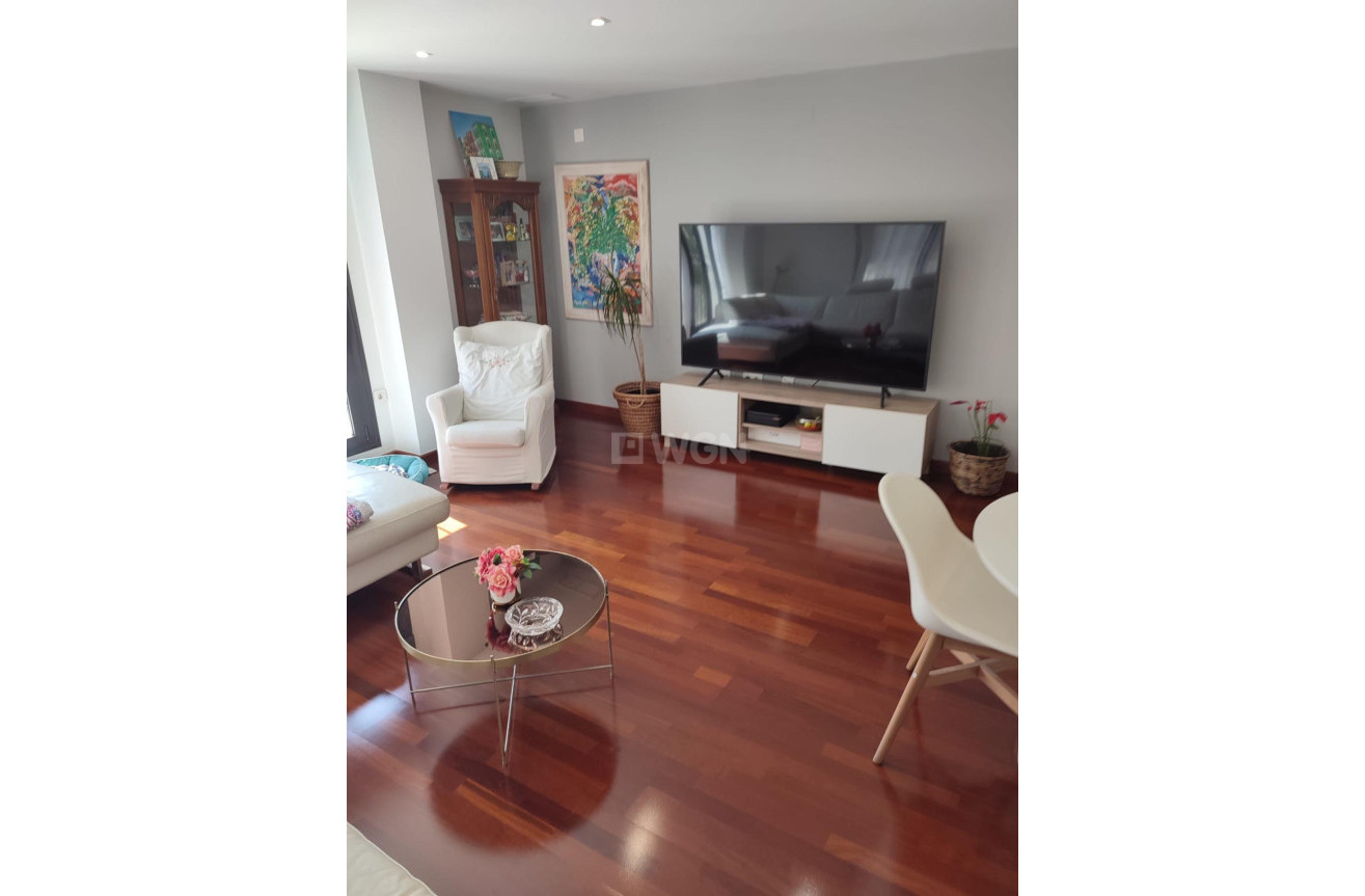 Resale - Apartment / flat - Orihuela - Zona Centro