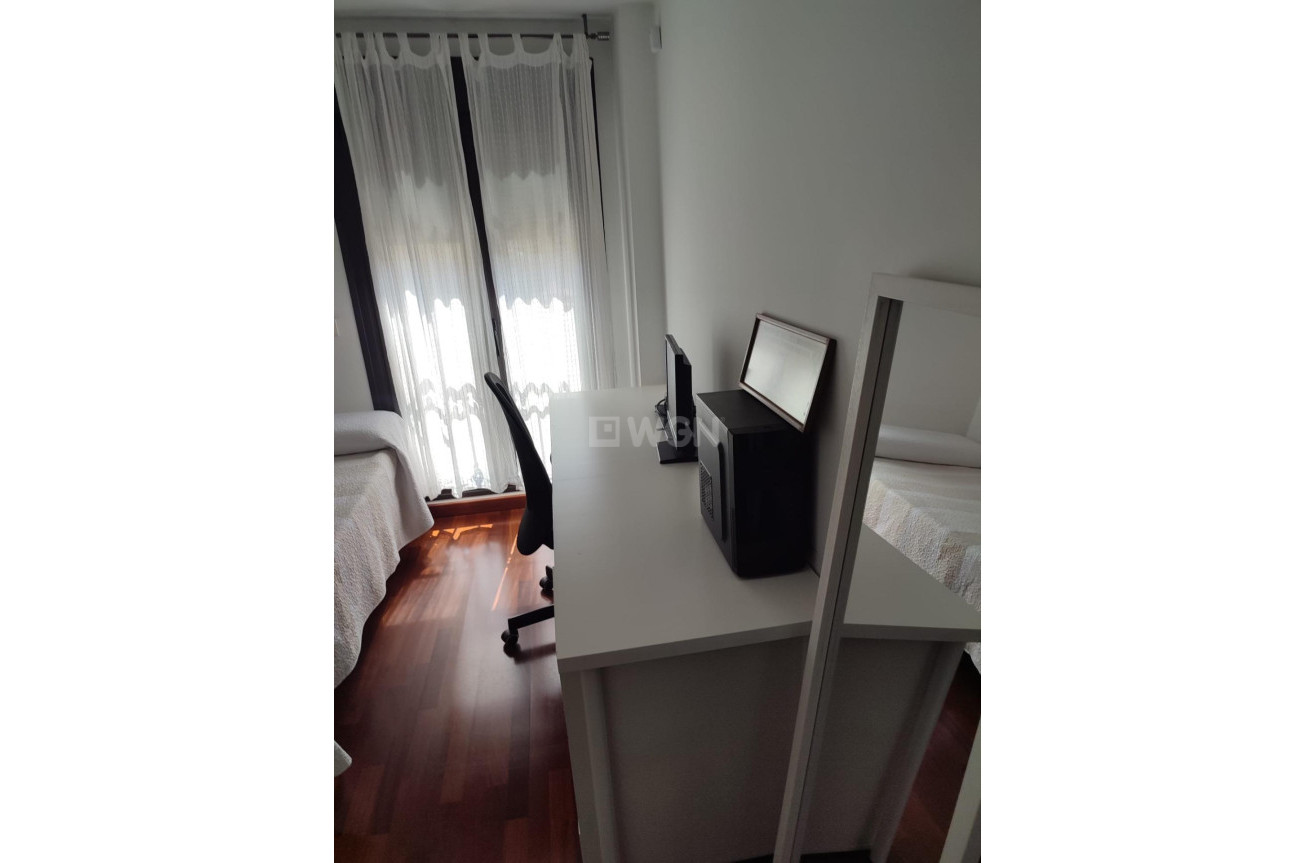 Resale - Apartment / flat - Orihuela - Zona Centro