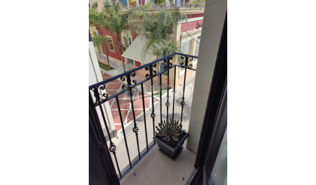 Resale - Apartment / flat - Orihuela - Zona Centro