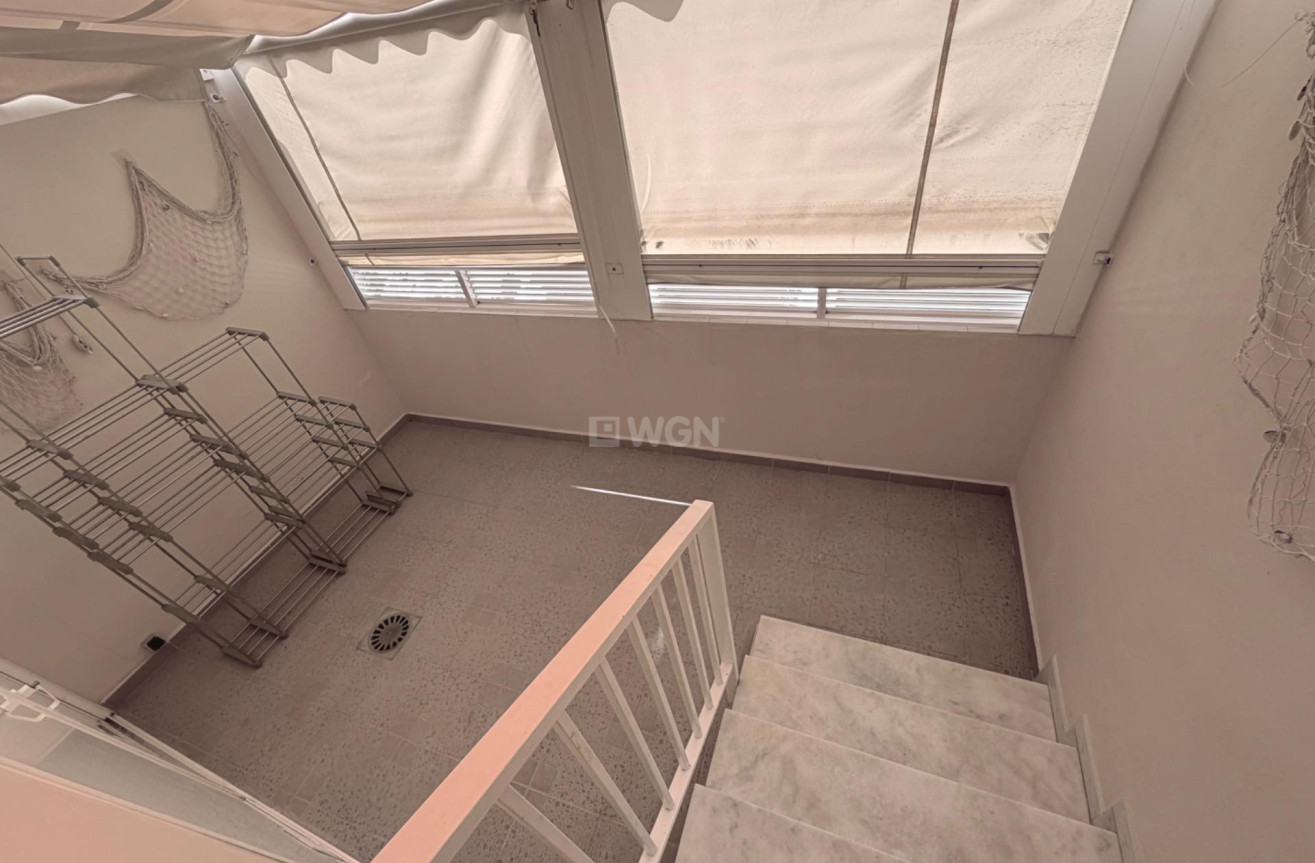 Resale - Apartment / flat - Torrevieja - La Mata Pueblo