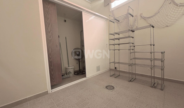 Resale - Apartment / flat - Torrevieja - La Mata Pueblo