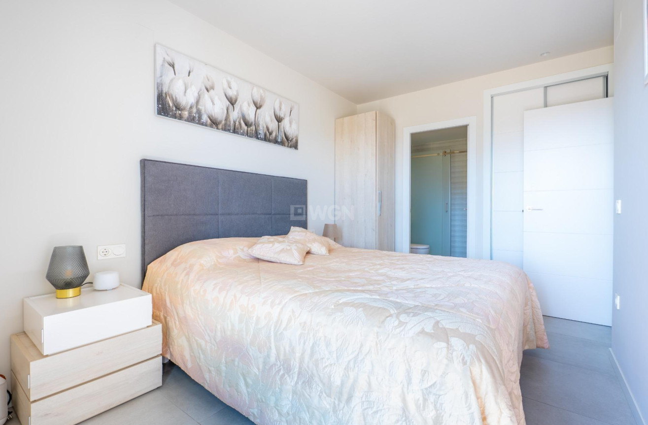 Resale - Apartment / flat - Pilar de la Horadada - Mil Palmeras