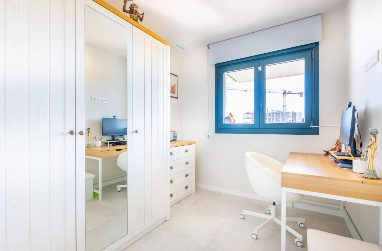 Resale - Apartment / flat - Pilar de la Horadada - Mil Palmeras