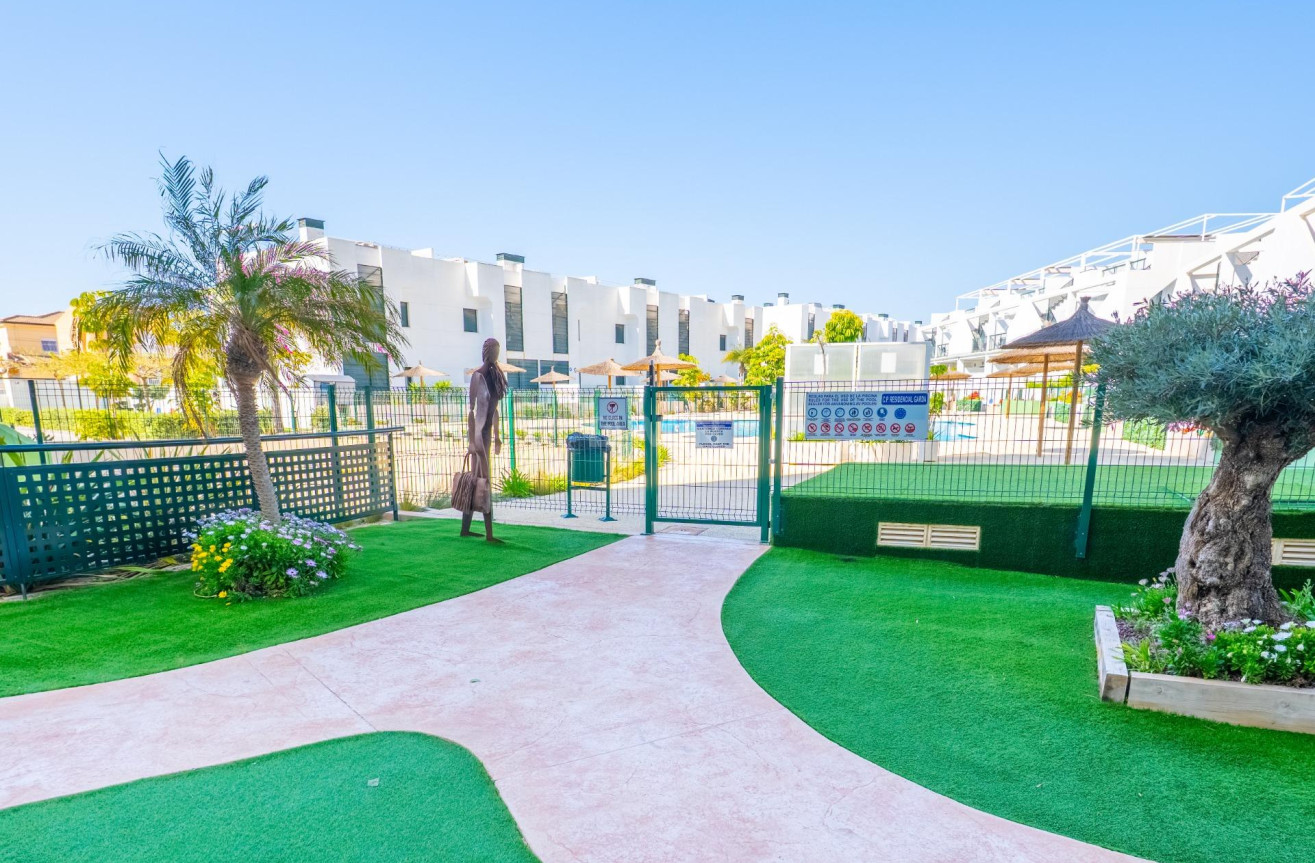 Resale - Apartment / flat - Pilar de la Horadada - Mil Palmeras