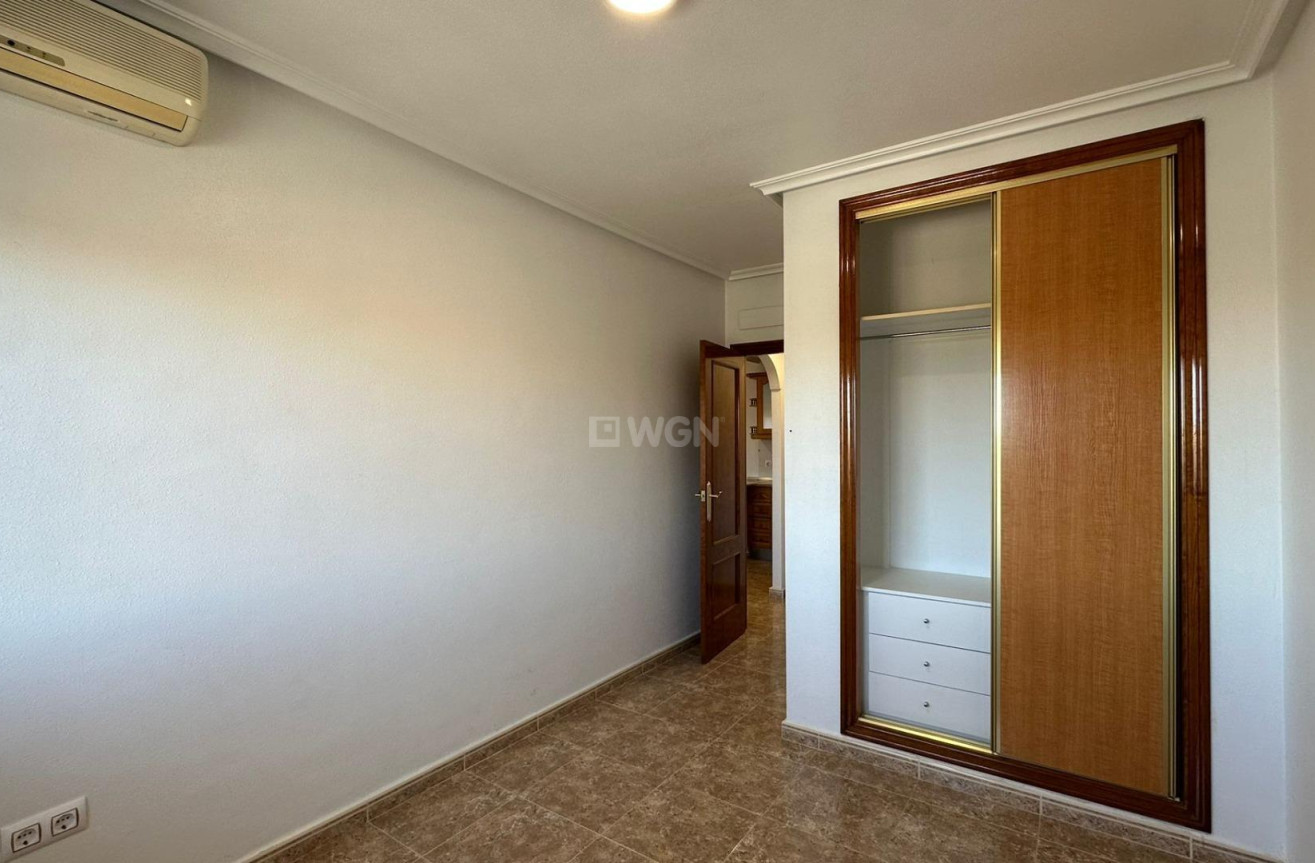 Resale - Apartment / flat - Orihuela Costa - Campoamor