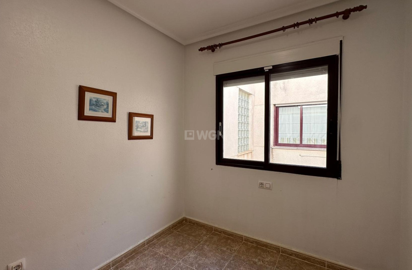Resale - Apartment / flat - Orihuela Costa - Campoamor
