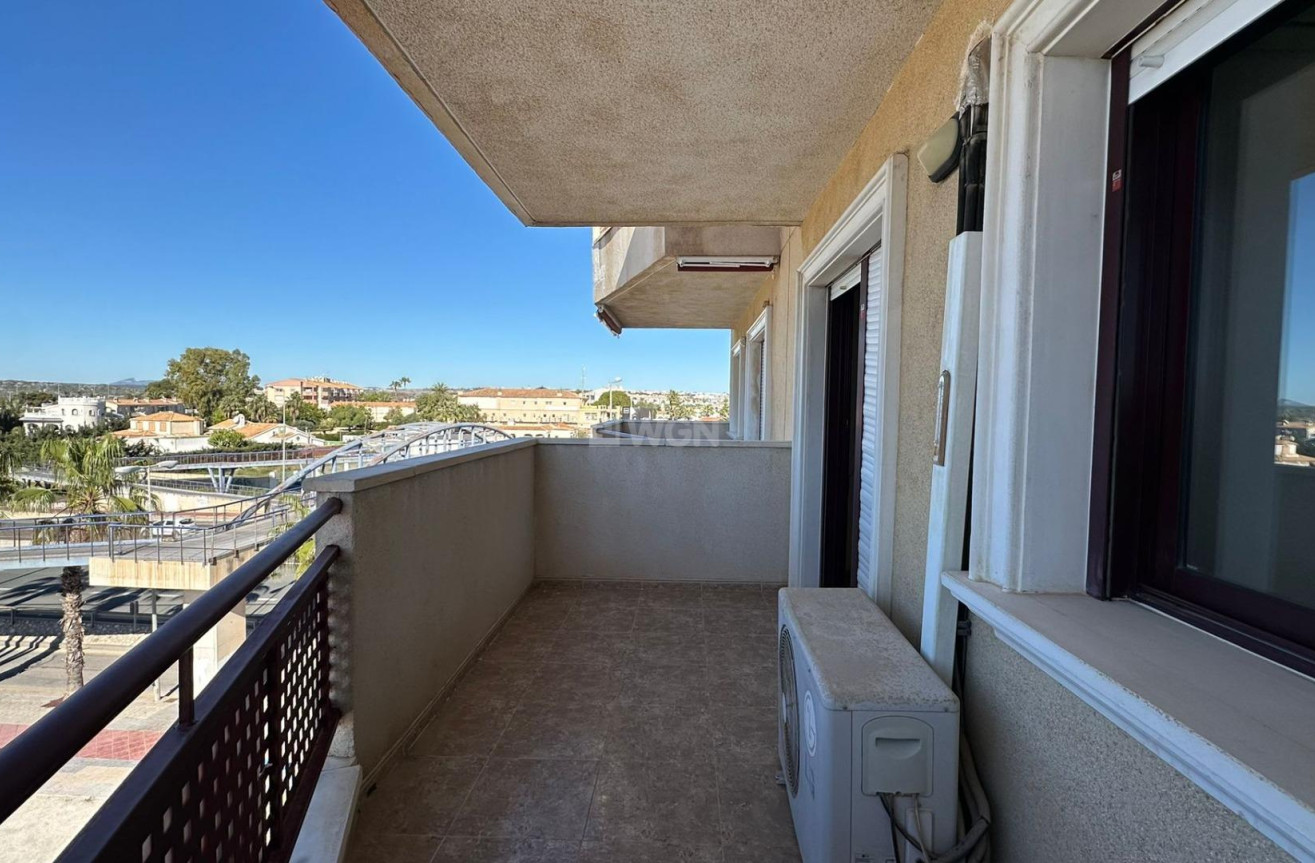 Resale - Apartment / flat - Orihuela Costa - Campoamor