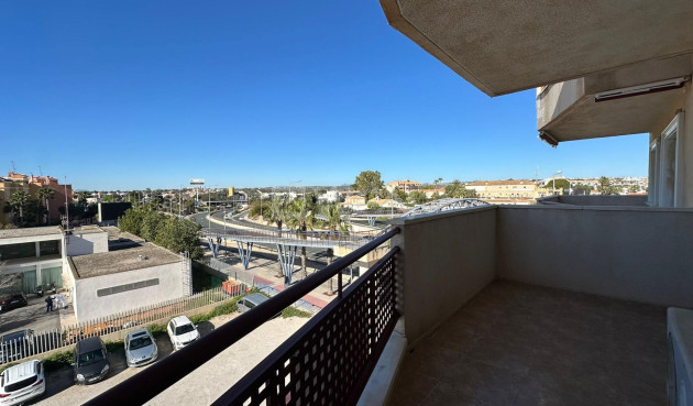 Resale - Apartment / flat - Orihuela Costa - Campoamor