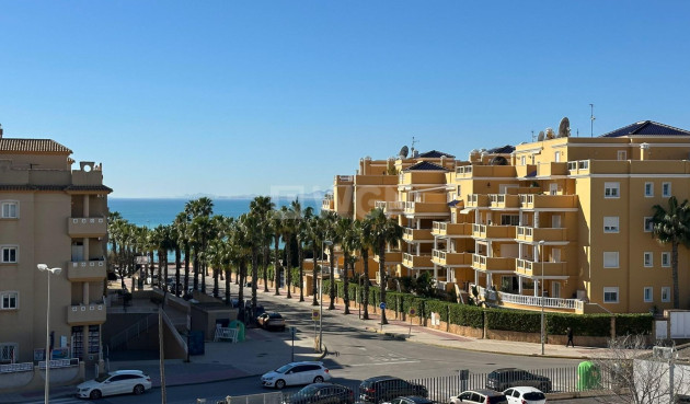 Resale - Apartment / flat - Orihuela Costa - Campoamor