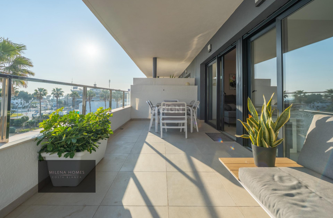 Resale - Apartment / flat - Orihuela Costa - La Zenia