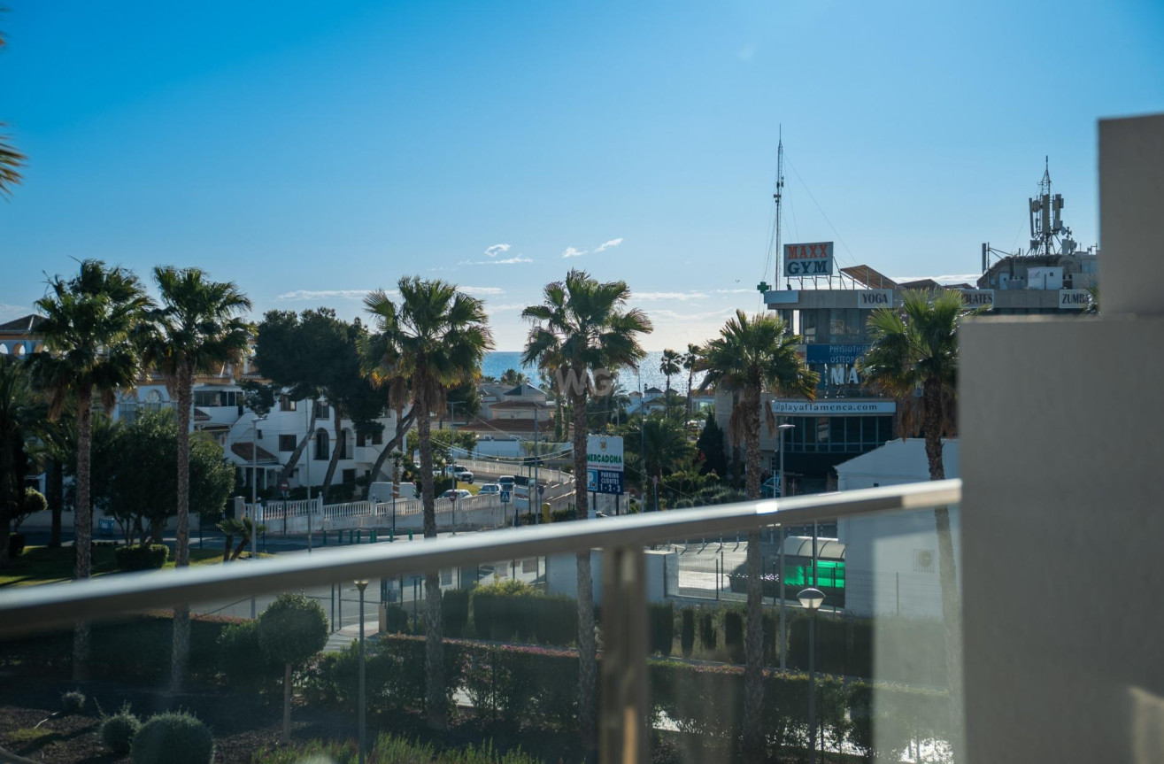 Resale - Apartment / flat - Orihuela Costa - La Zenia