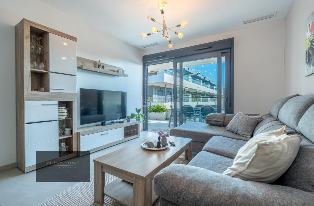 Resale - Apartment / flat - Orihuela Costa - La Zenia