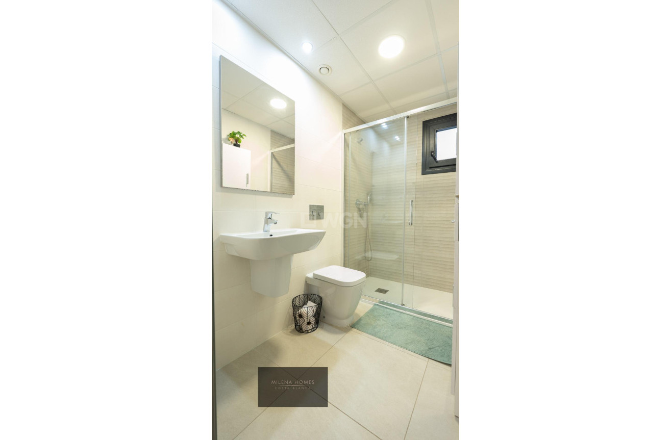 Resale - Apartment / flat - Orihuela Costa - La Zenia