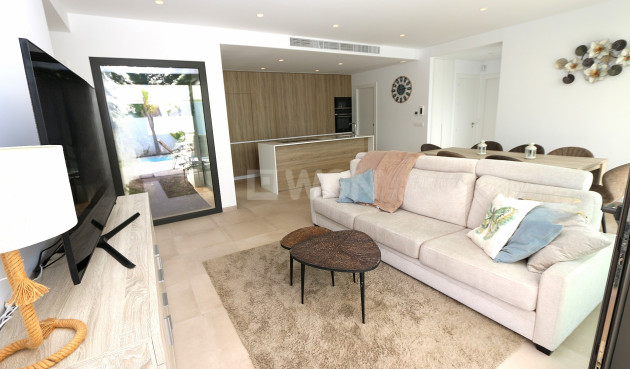 Resale - Villa - Pilar de la Horadada - Costa Blanca