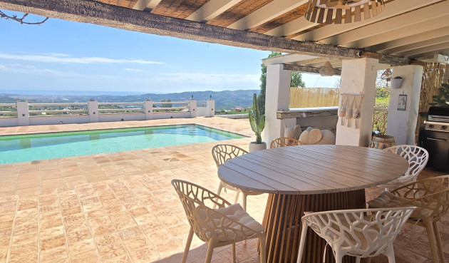 Reventa - Villa - Vélez-Málaga - Costa del Sol