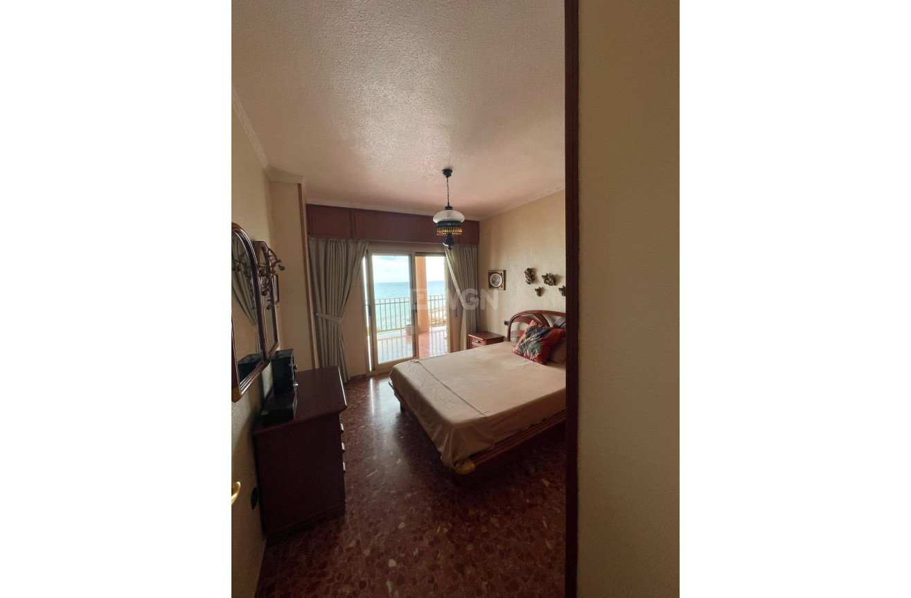 Resale - Apartment / flat - Torrevieja - Las Piscinas Naturales