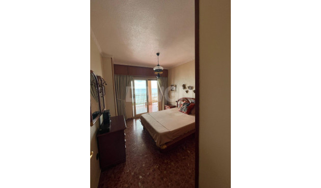 Resale - Apartment / flat - Torrevieja - Las Piscinas Naturales