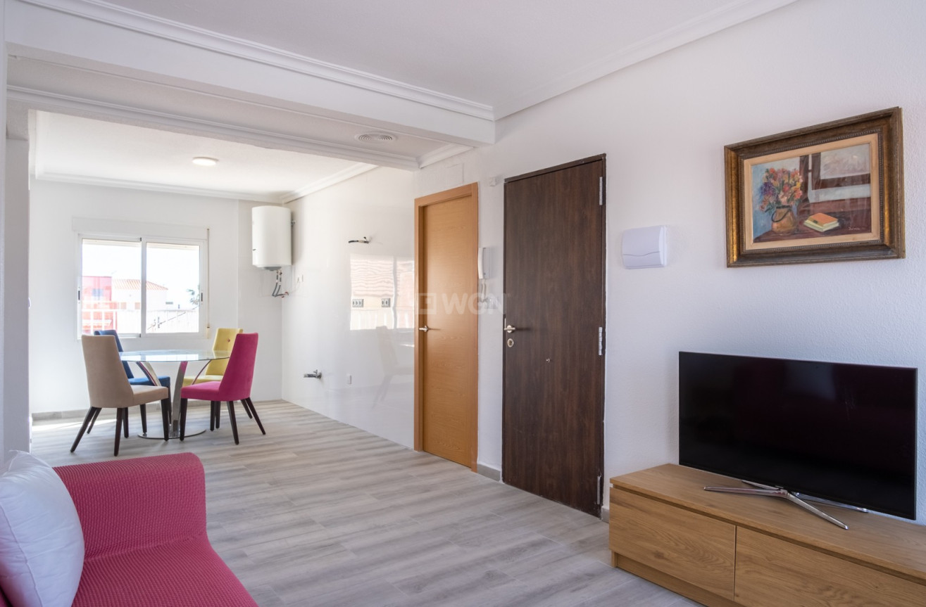 Odsprzedaż - Mieszkanie w bloku - Pilar de la Horadada - Costa Blanca