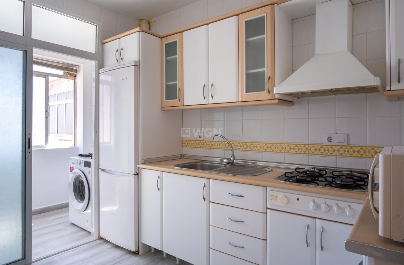 Odsprzedaż - Mieszkanie w bloku - Pilar de la Horadada - Costa Blanca