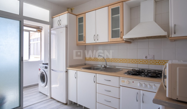 Odsprzedaż - Mieszkanie w bloku - Pilar de la Horadada - Costa Blanca