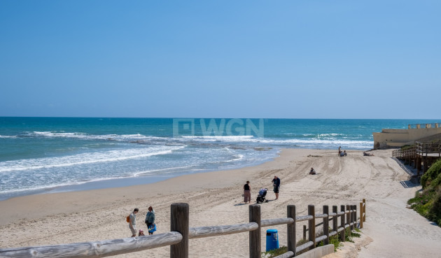 Odsprzedaż - Mieszkanie w bloku - Pilar de la Horadada - Costa Blanca