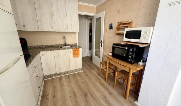 Odsprzedaż - Mieszkanie w bloku - Elche - Costa Blanca