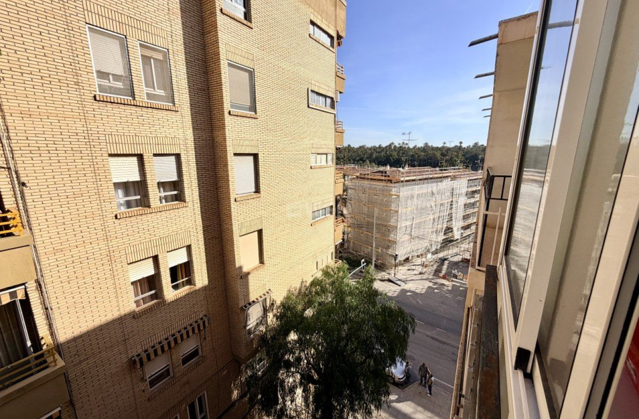 Odsprzedaż - Mieszkanie w bloku - Elche - Costa Blanca