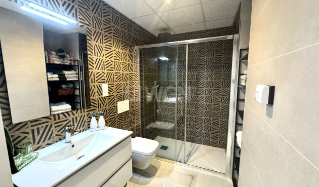 Reventa - Apartamento / piso - Playa Flamenca - Costa Blanca