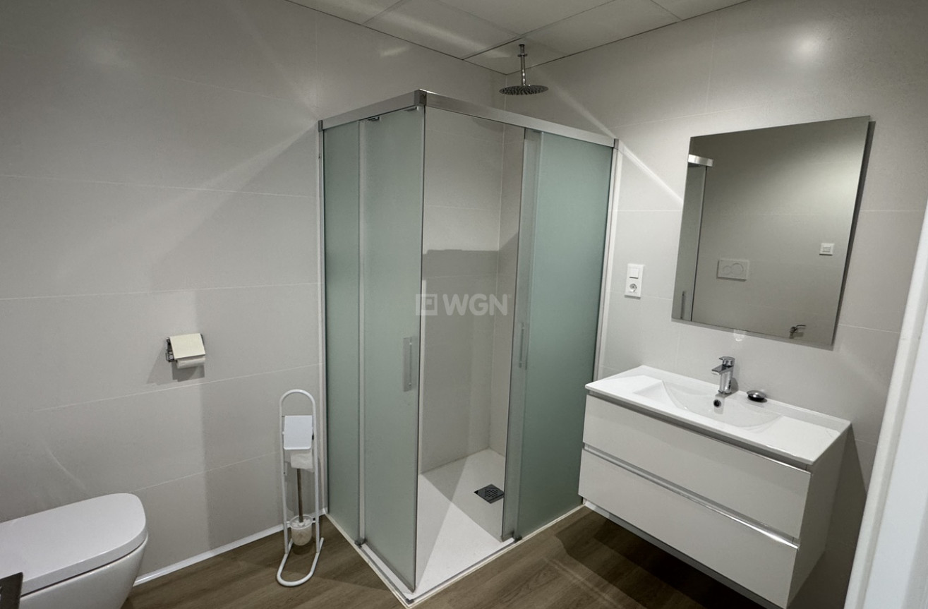 Reventa - Apartamento / piso - Playa Flamenca - Costa Blanca