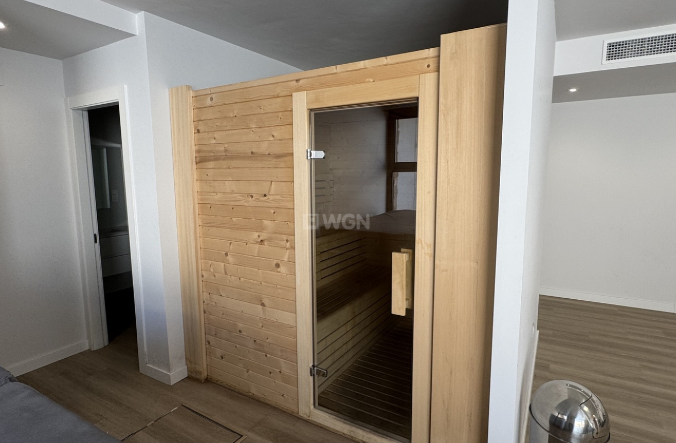 Reventa - Apartamento / piso - Playa Flamenca - Costa Blanca