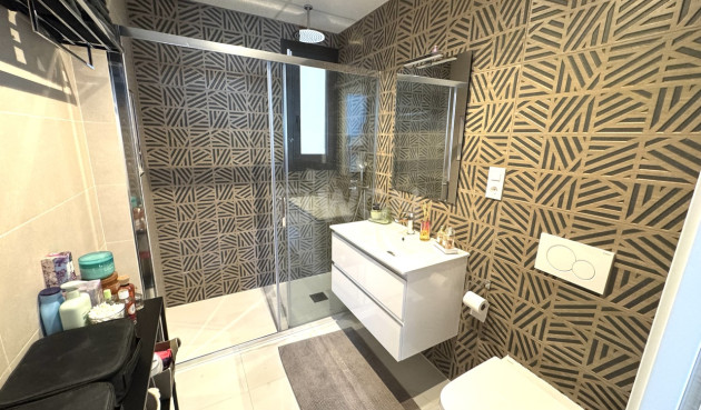 Reventa - Apartamento / piso - Playa Flamenca - Costa Blanca