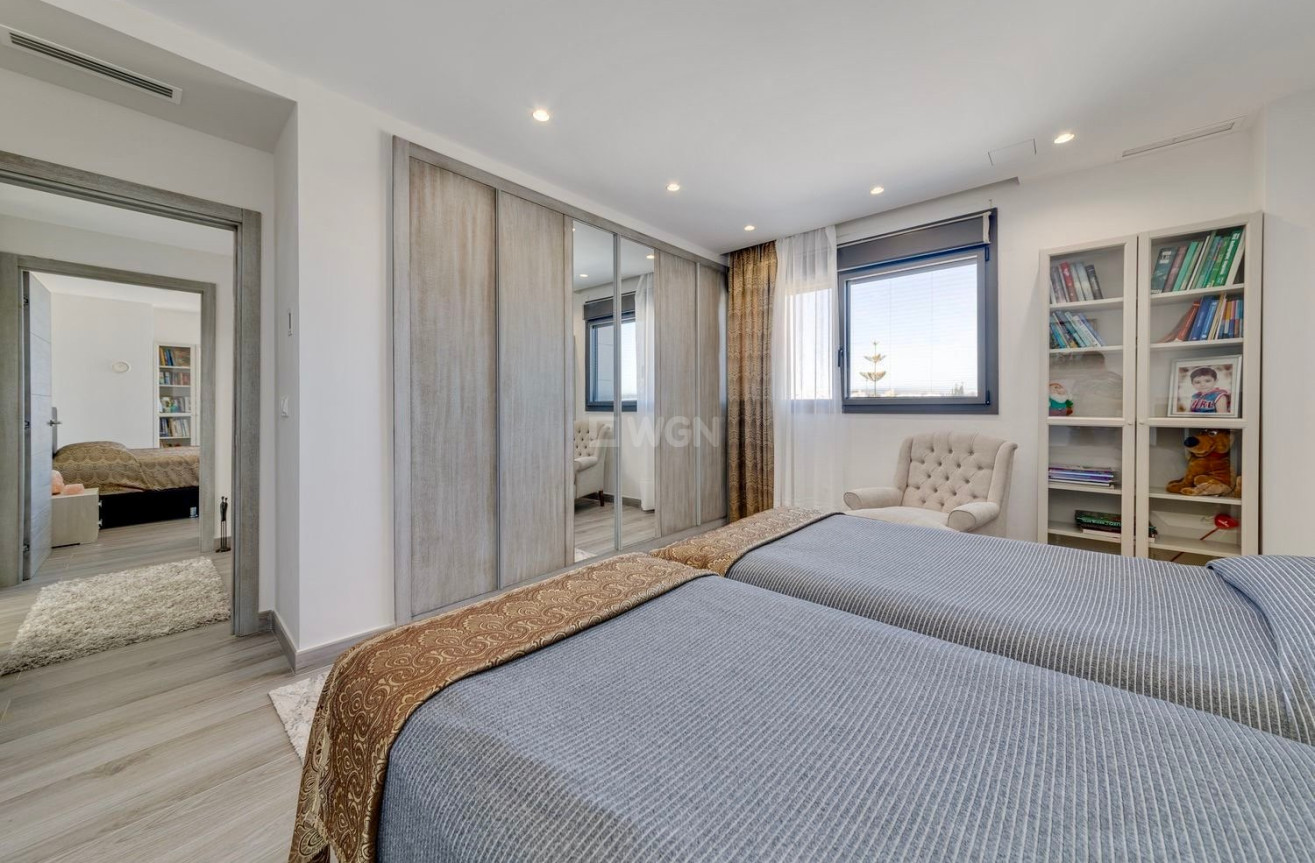 Reventa - Villa - Torrevieja - Costa Blanca