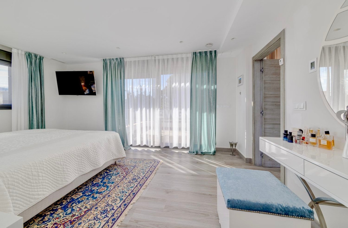 Reventa - Villa - Torrevieja - Costa Blanca