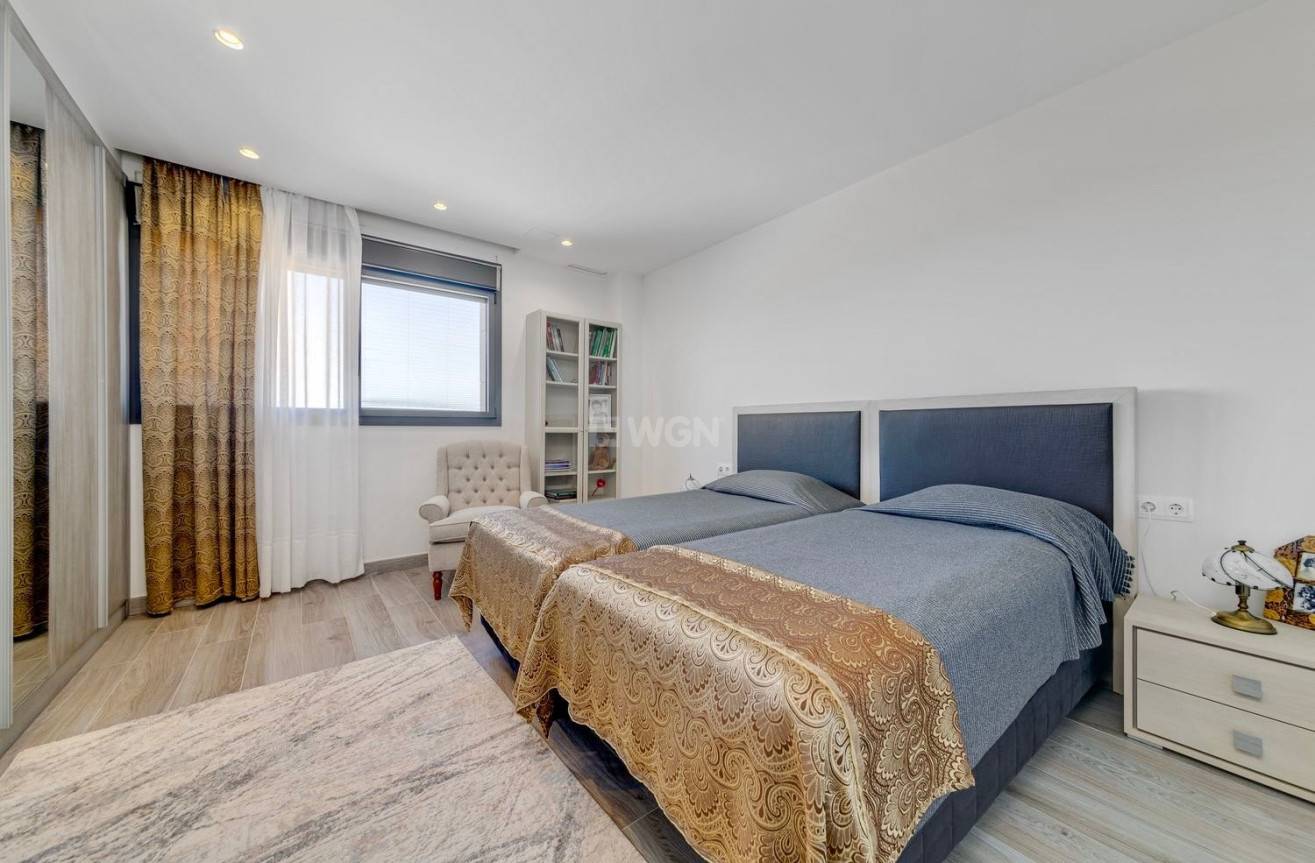 Reventa - Villa - Torrevieja - Costa Blanca