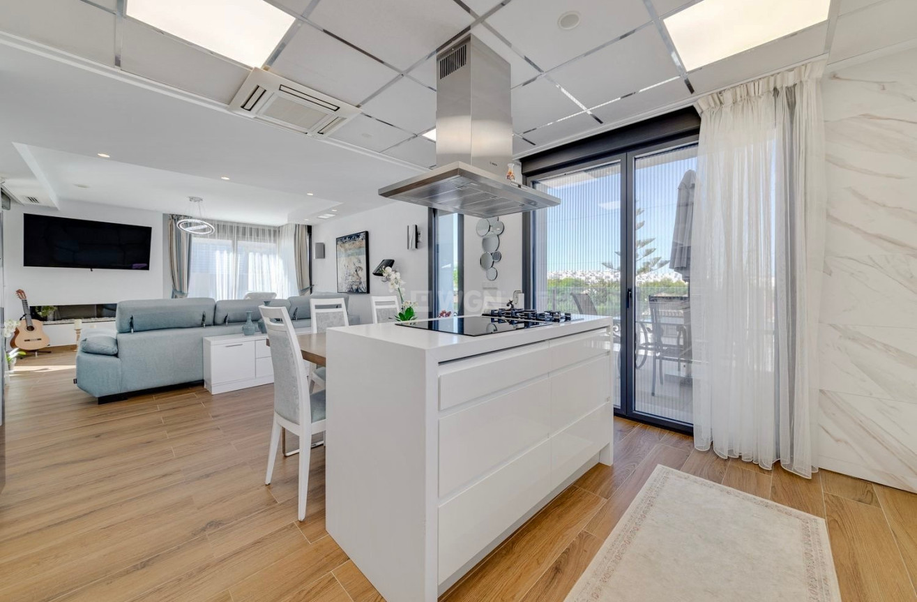 Reventa - Villa - Torrevieja - Costa Blanca