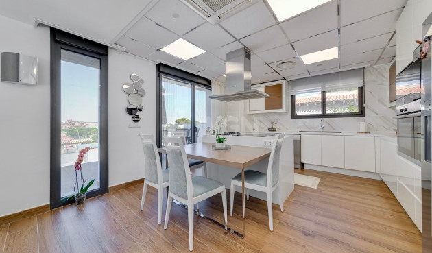 Reventa - Villa - Torrevieja - Costa Blanca