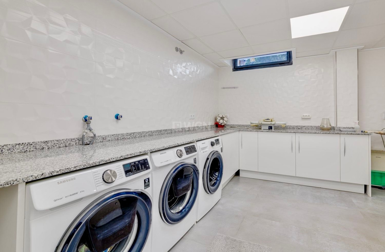 Reventa - Villa - Torrevieja - Costa Blanca