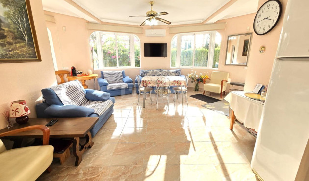 Reventa - Villa - Orihuela Costa - Playa Flamenca